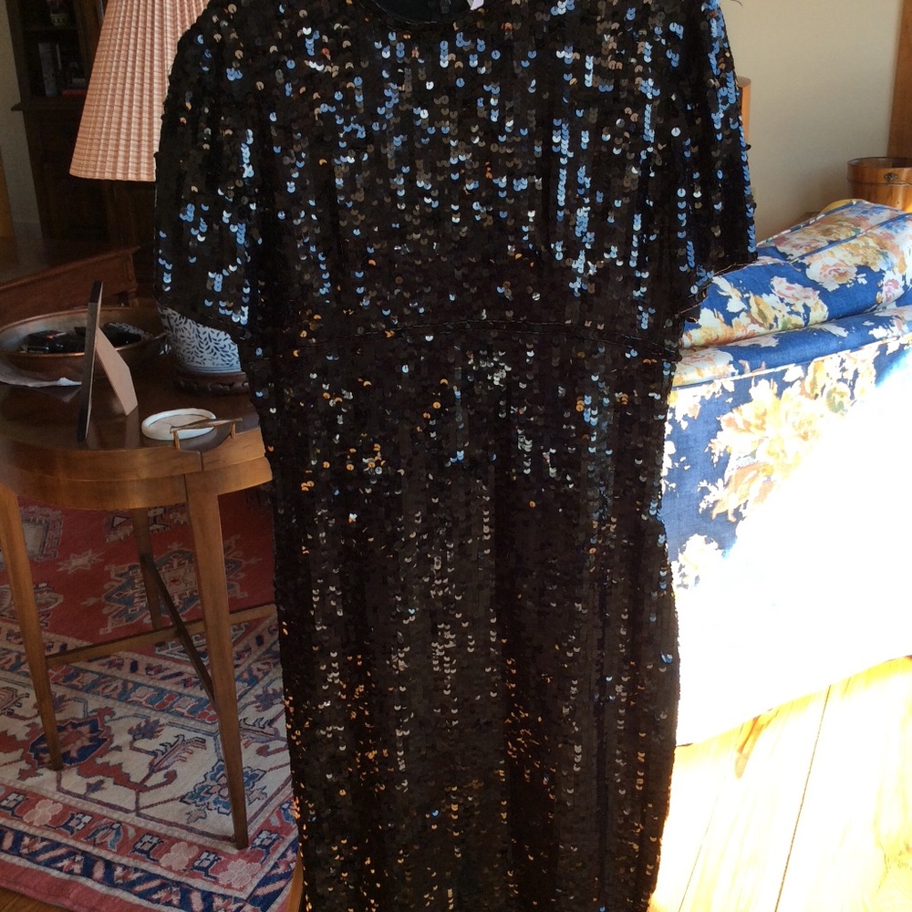 Black sequined flattering party dress
